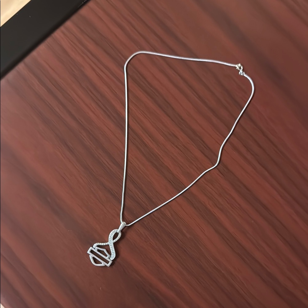 Harley-Davidson Silver Geometric Necklace 75$